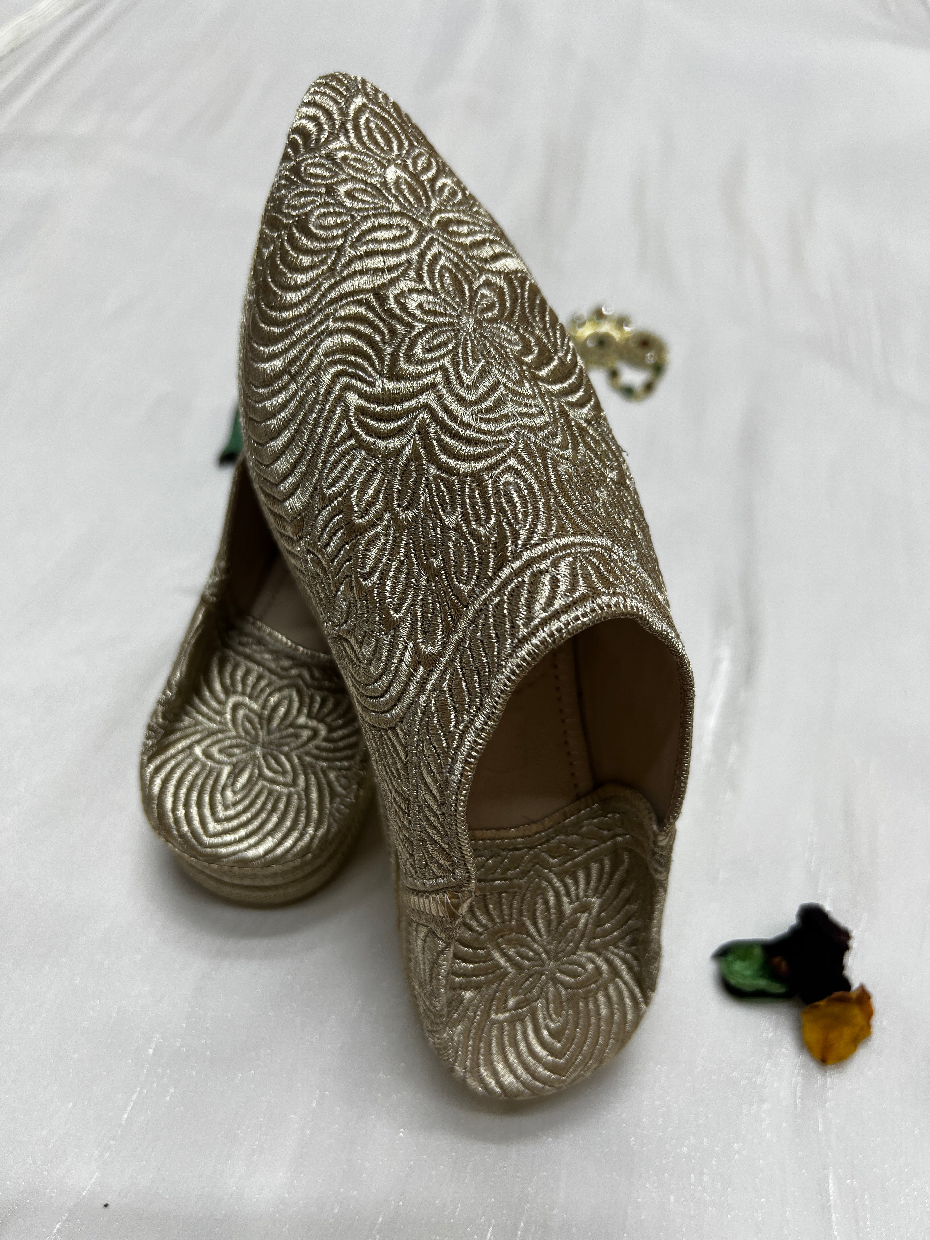MULES HOUDA
